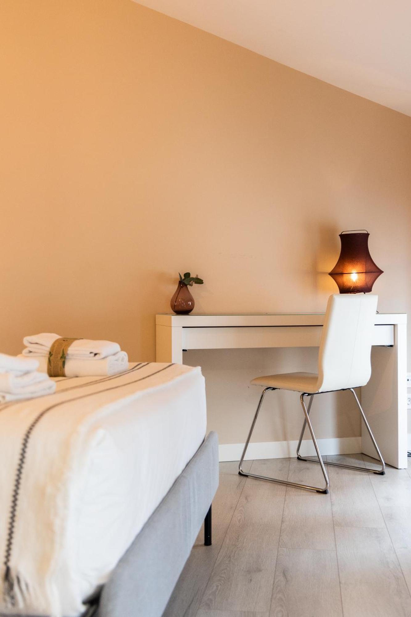 Insidehome Apartments - La Casita De Montse Паленсия Екстериор снимка