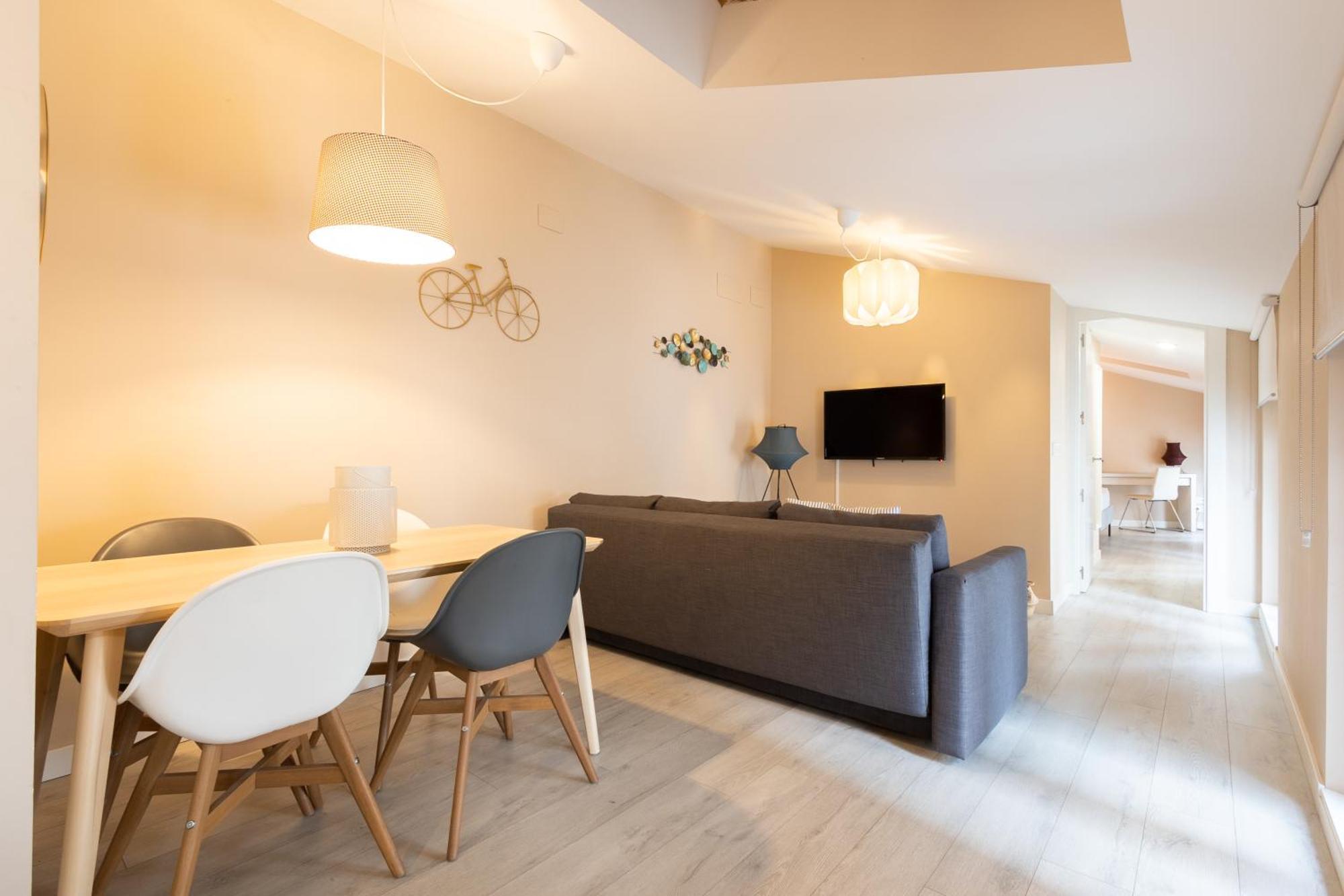 Insidehome Apartments - La Casita De Montse Паленсия Екстериор снимка